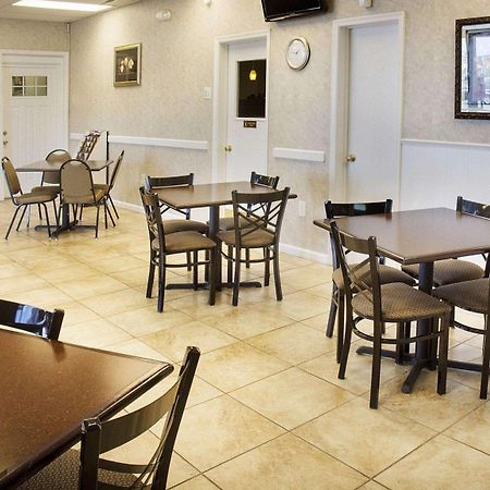 Quality Inn Fredericksburg Near Historic Downtown Ngoại thất bức ảnh