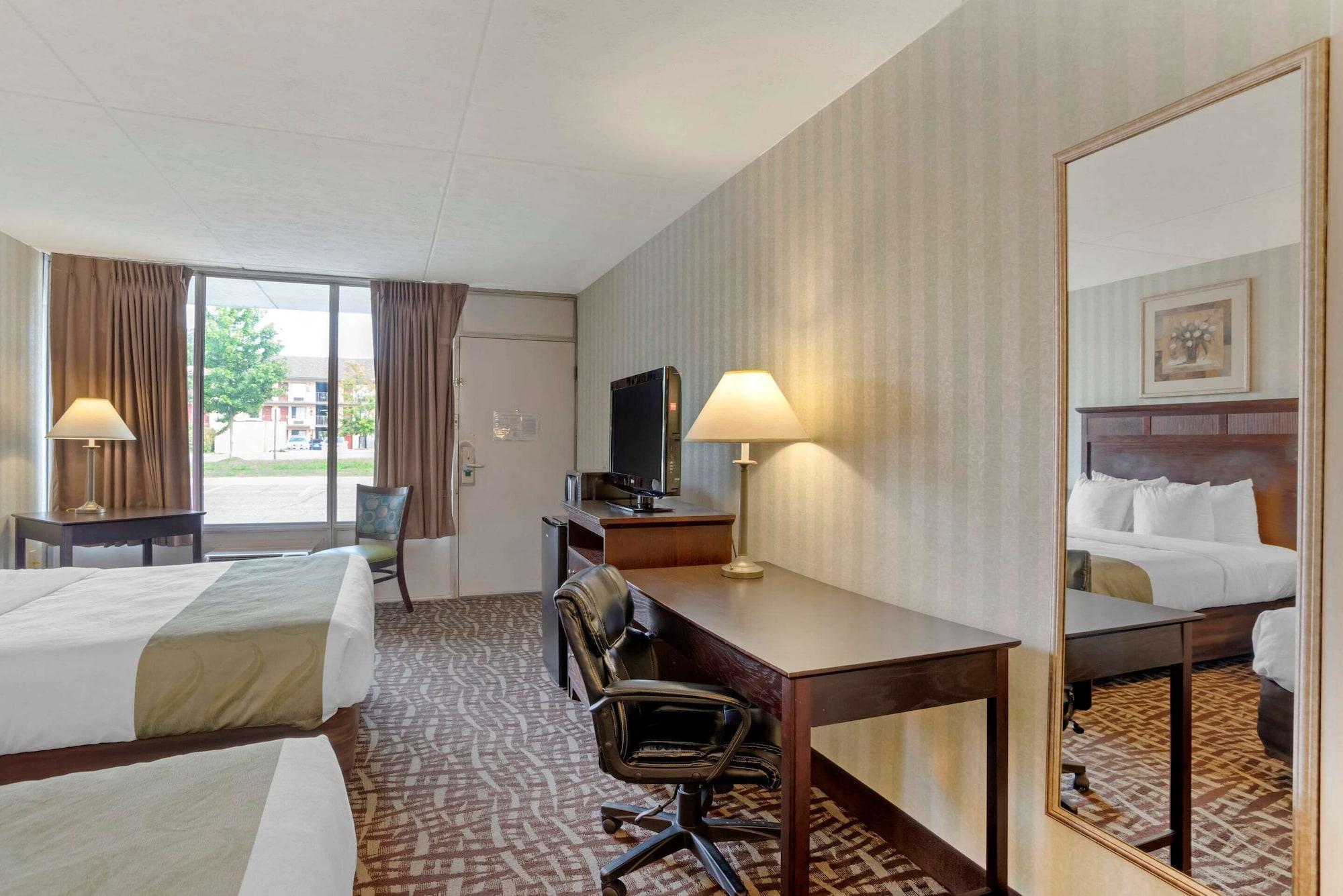 Quality Inn Fredericksburg Near Historic Downtown Ngoại thất bức ảnh
