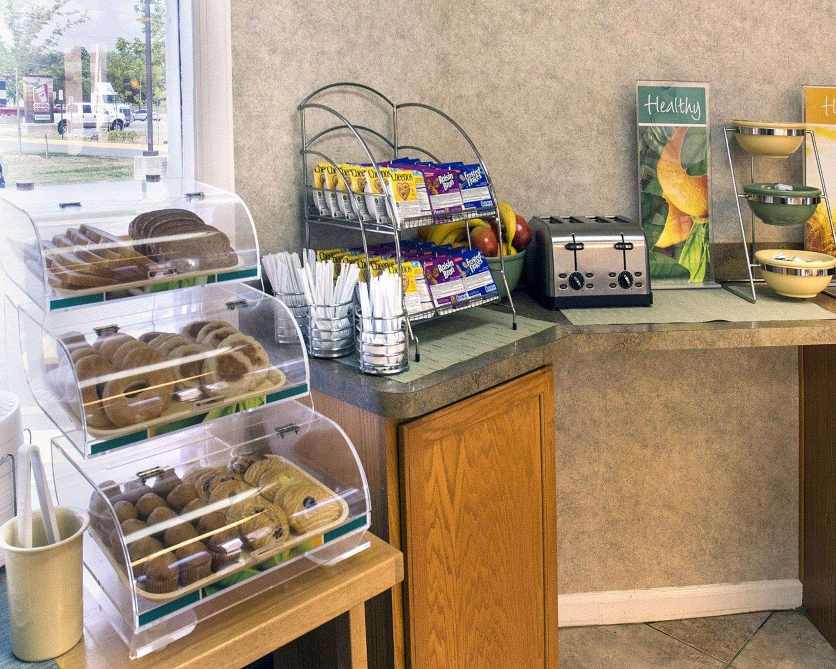Quality Inn Fredericksburg Near Historic Downtown Ngoại thất bức ảnh